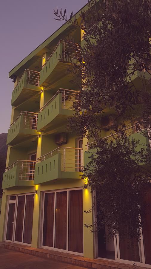 Green Dolphin Apartment Bar Ngoại thất bức ảnh